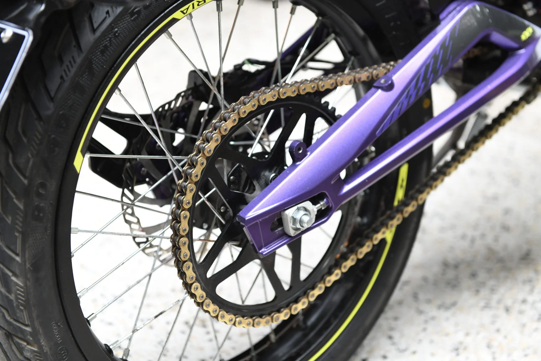 TALARIA X3 CONCEPT 25AH Off-Road Electric Dirt Bike - Image 4